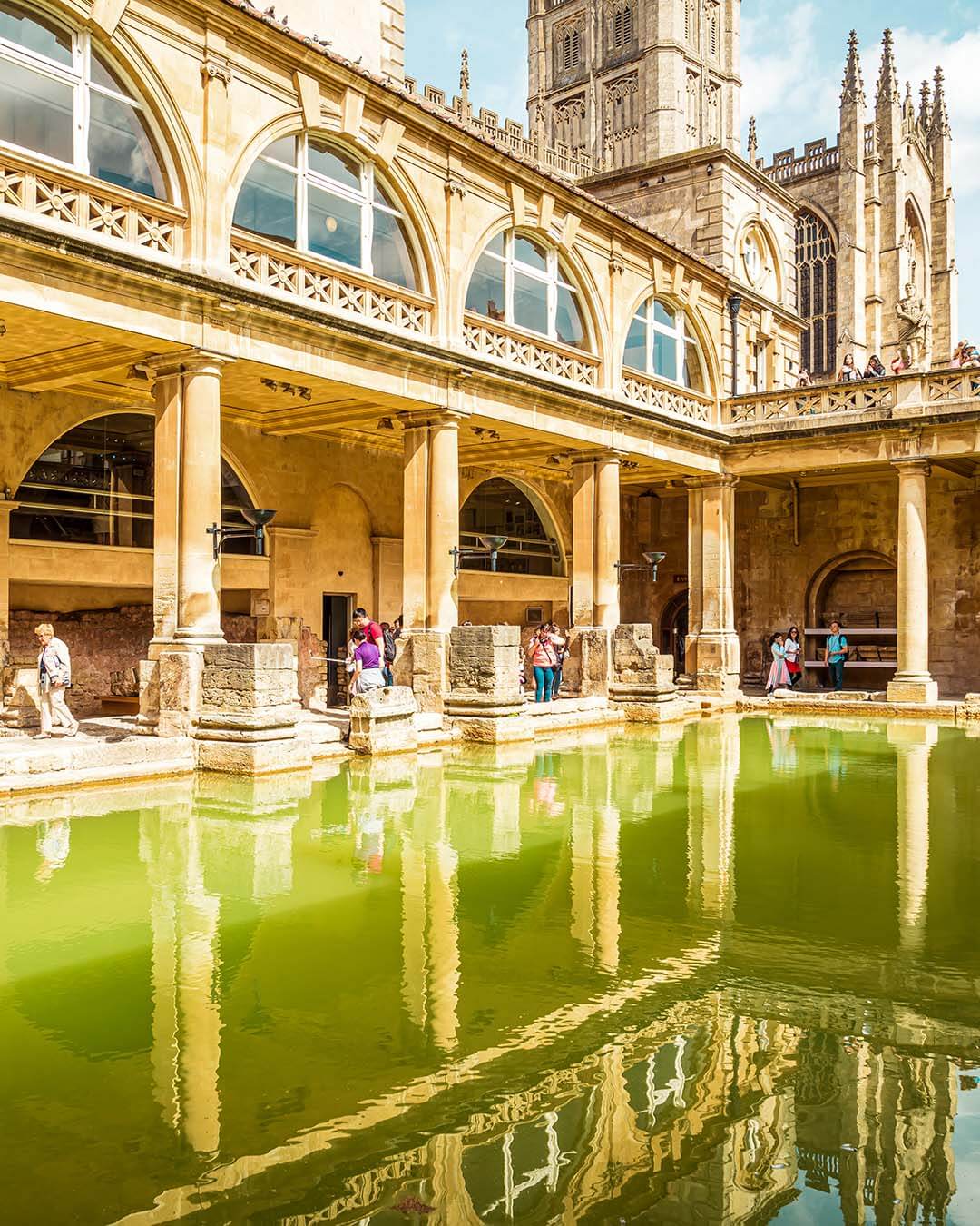 โรงอาบน้ำโรมัน The Roman Baths