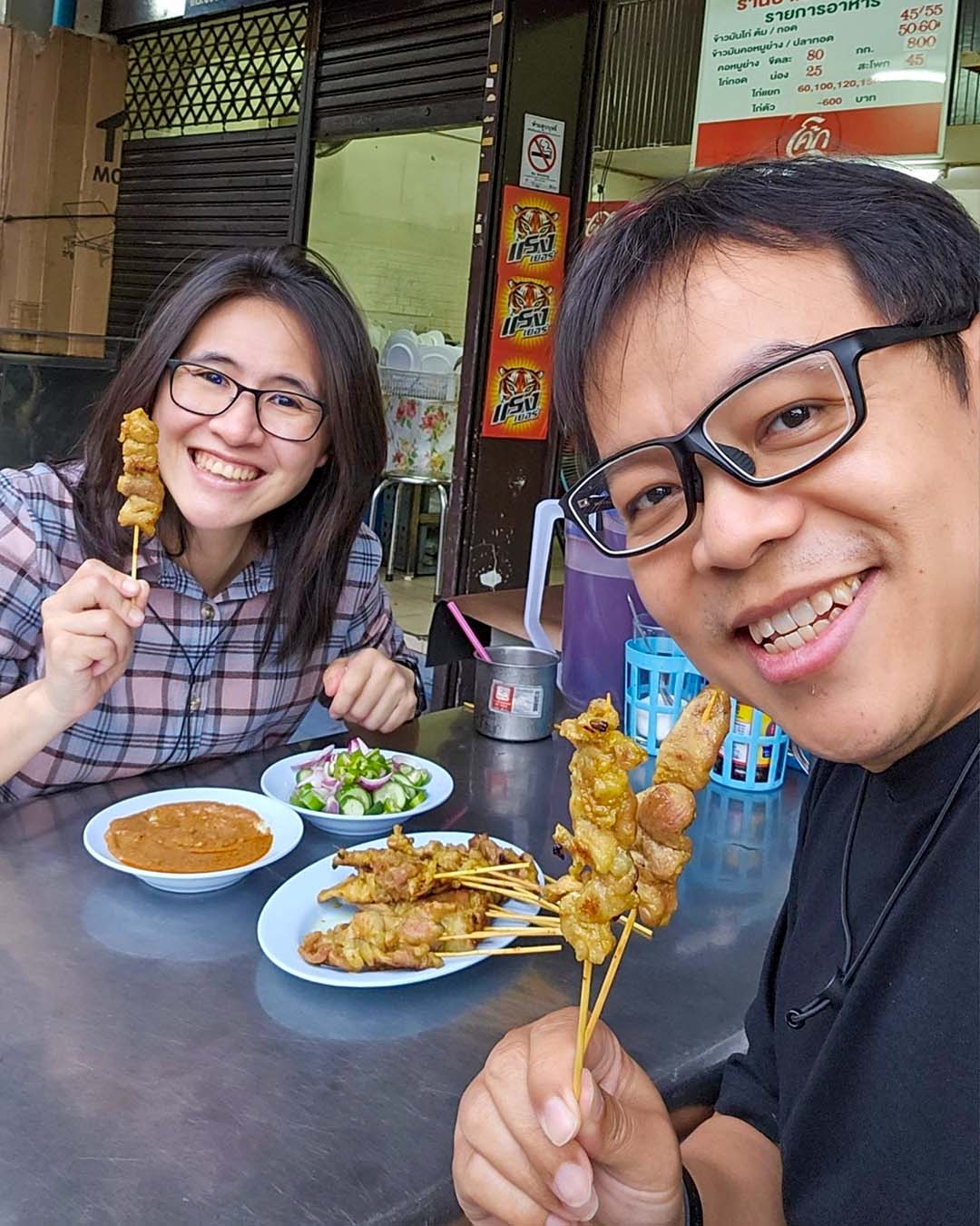 หมูสะเต๊ะกินเพลินมาก